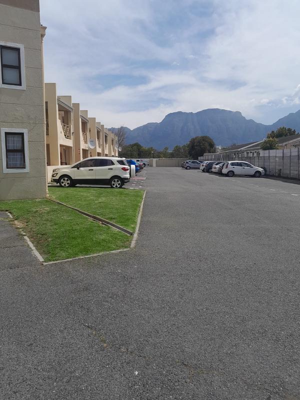 To Let 2 Bedroom Property for Rent in Kenilworth Western Cape